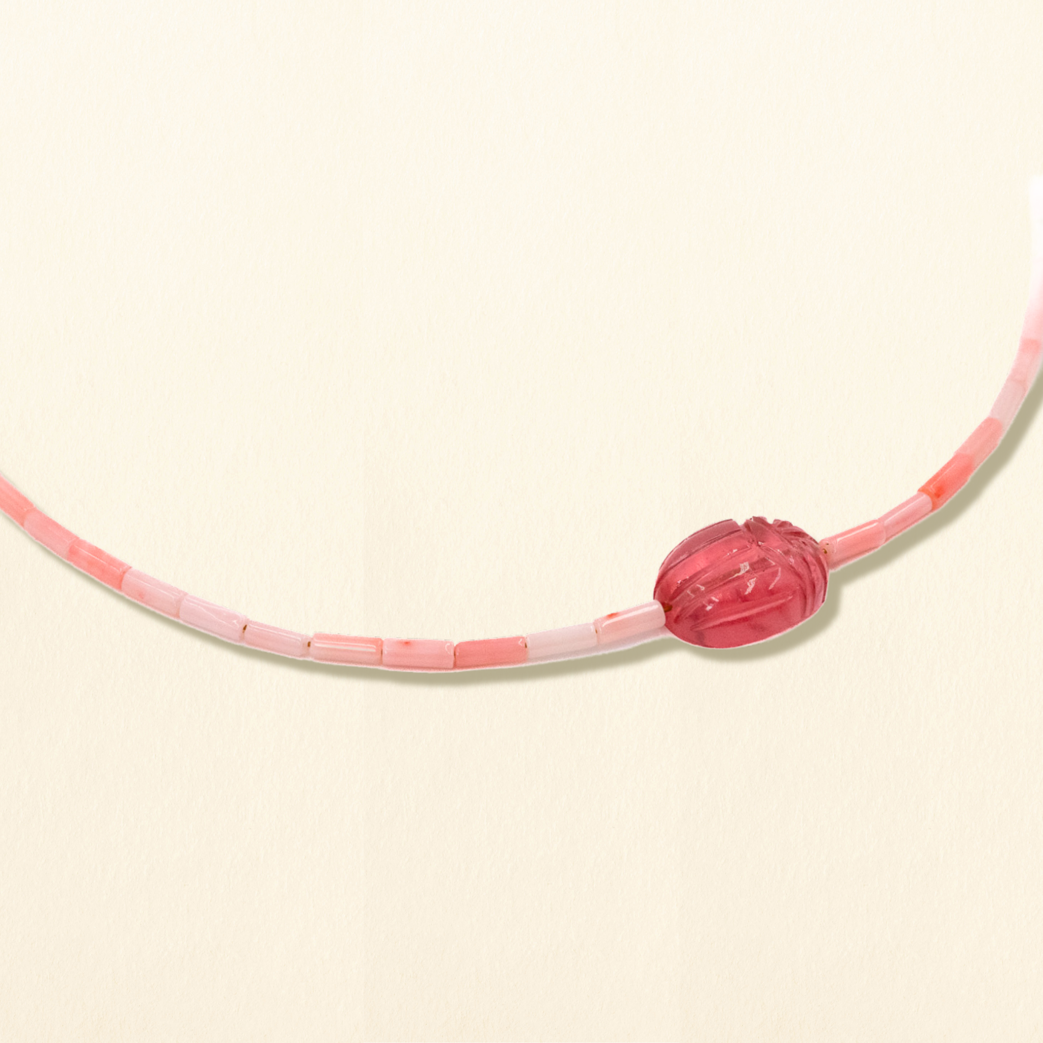 Collier Scarabée - Rose transparent