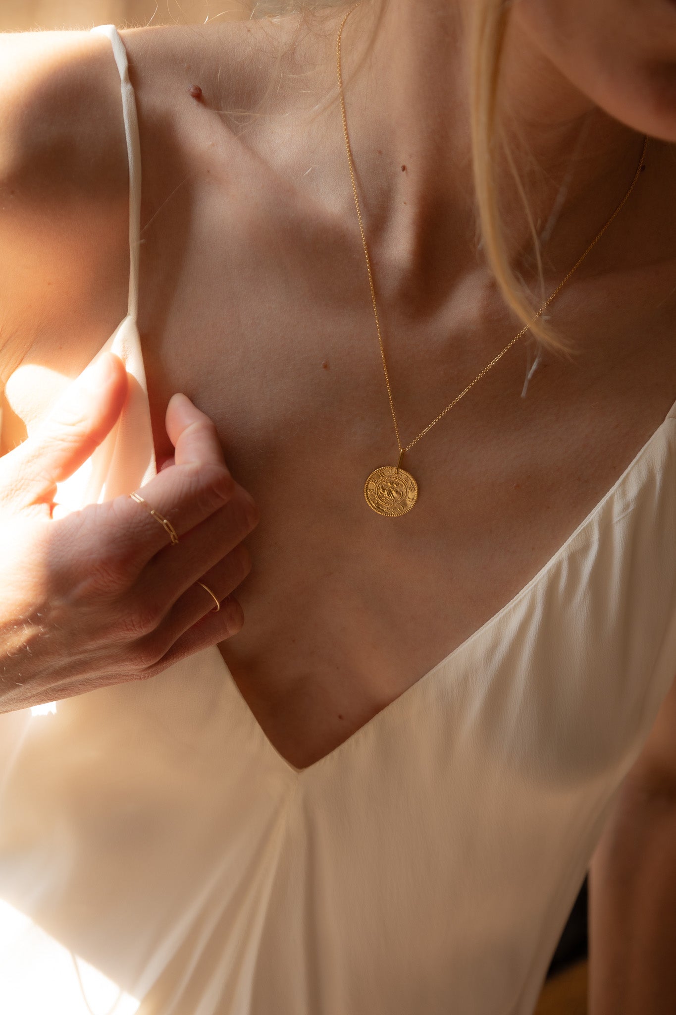 GAGE D'AMOUR N°01 | MARIE STAREK X DONATELLE GODART