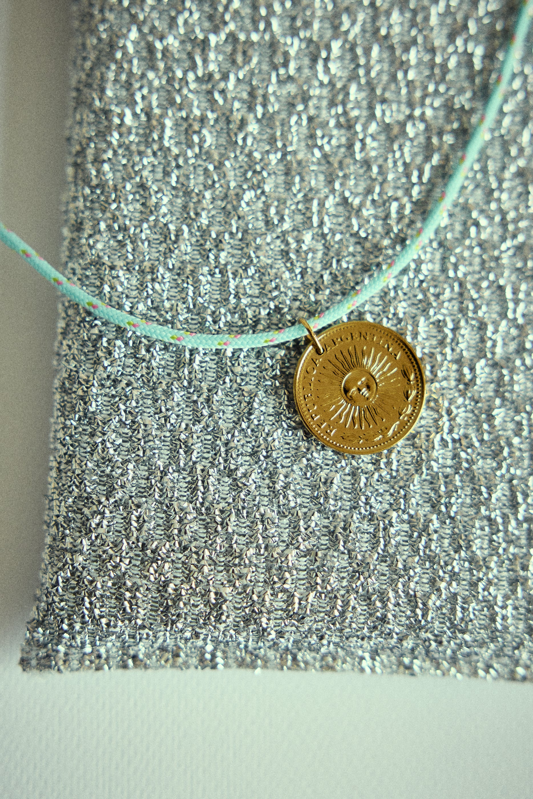 Halskette 'Argentinischer Peso' HIMMELBLAU